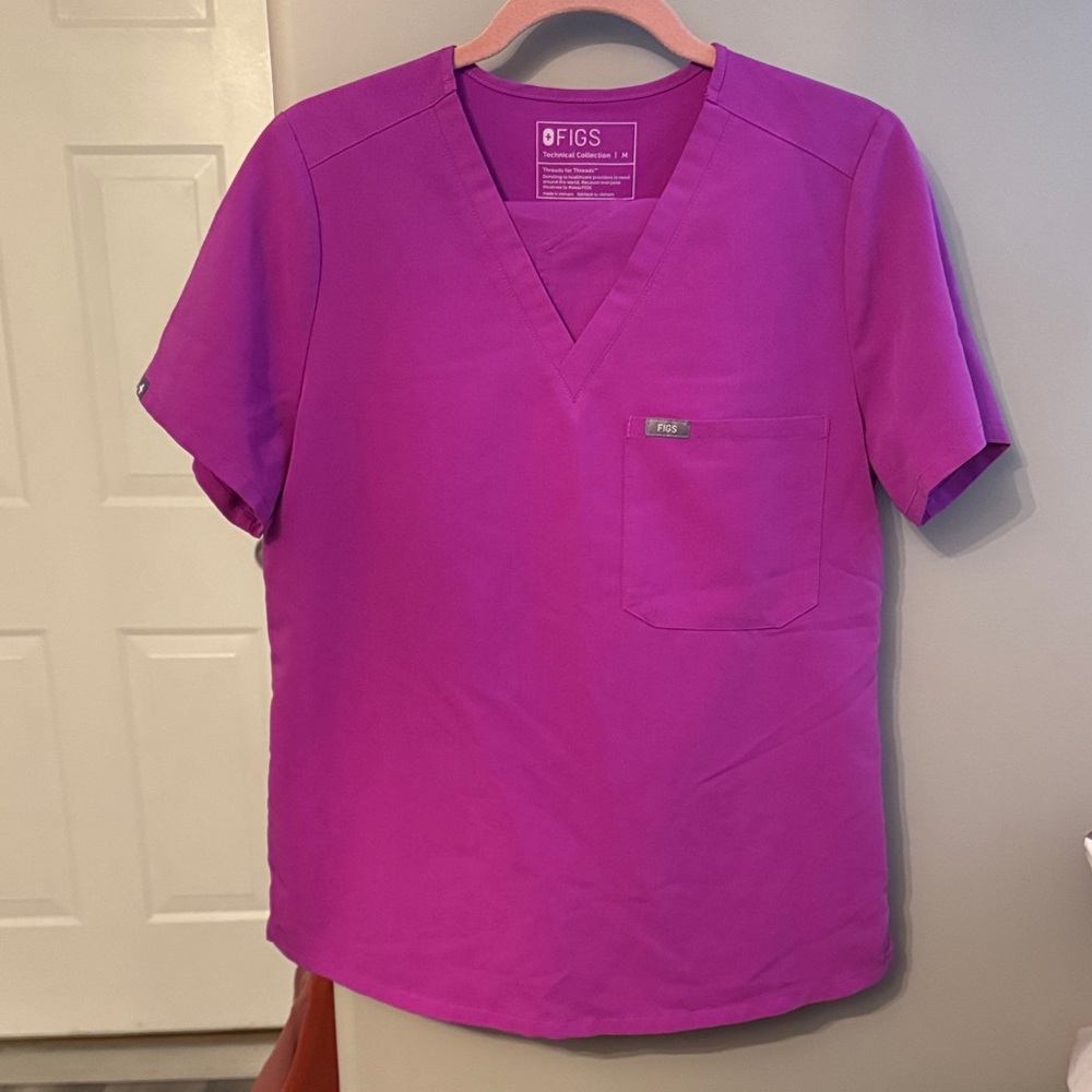 Figs Vivid Purple Scrub Set